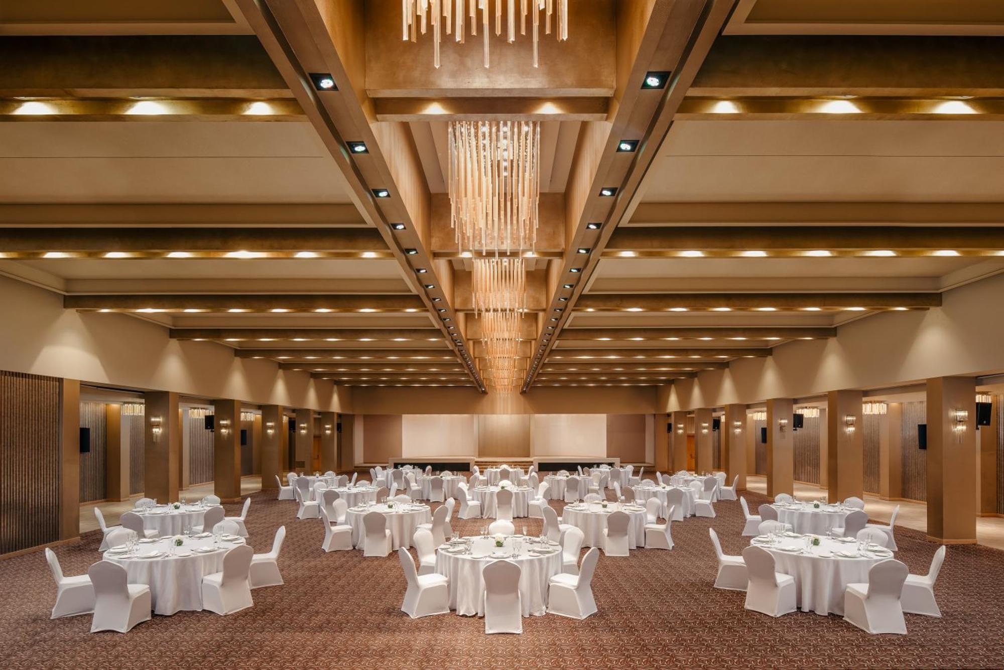 卡尔顿埃尔莫埃贝德酒店 达曼 外观 照片 The Grand Ballroom
